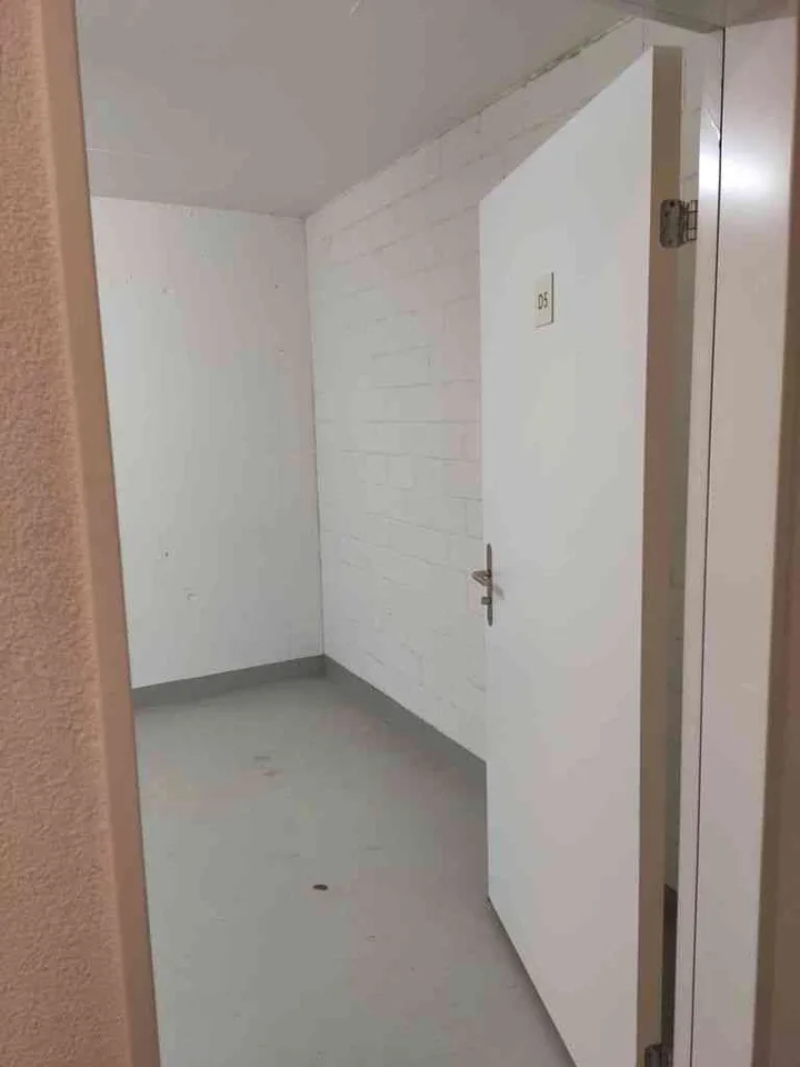 Lagerraum 15m2, Rüschlikon (grenze Kilchberg)