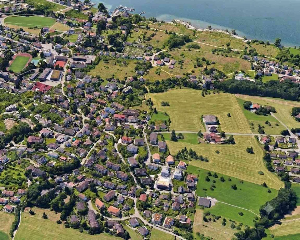 Grundstück zur Miete in Uetikon am See