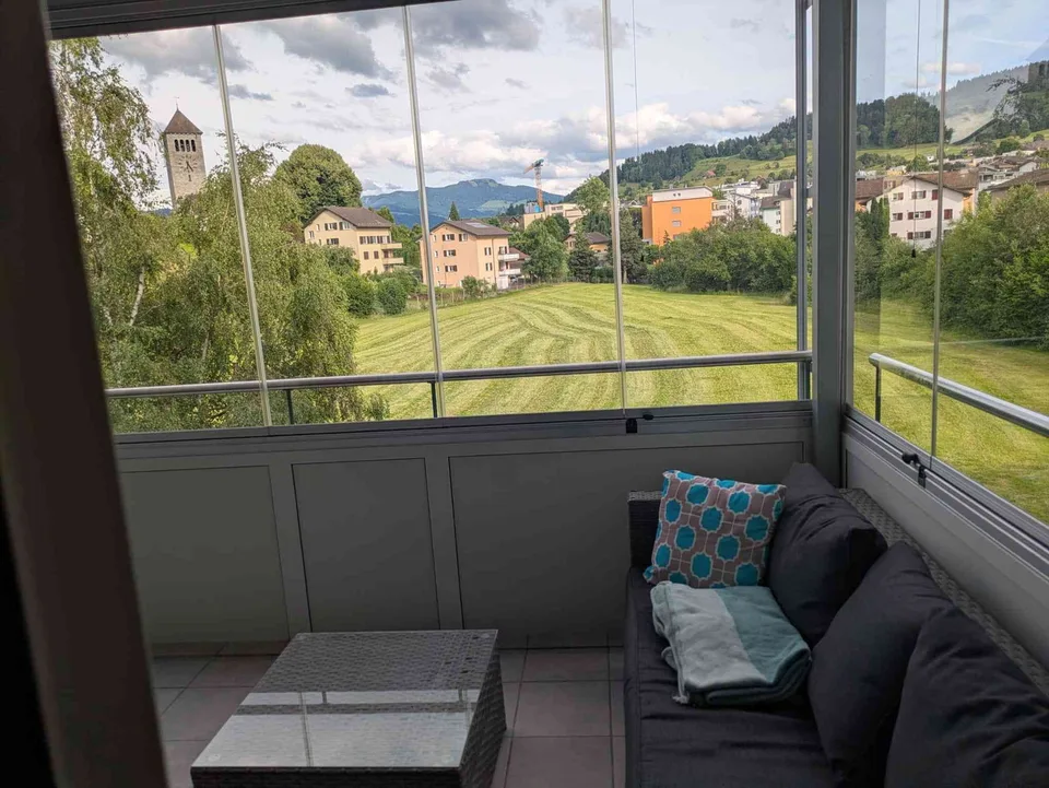 **BEFRISTET** Ganze Wohnung zur Untermiete vom 4. Juli bis 15. August