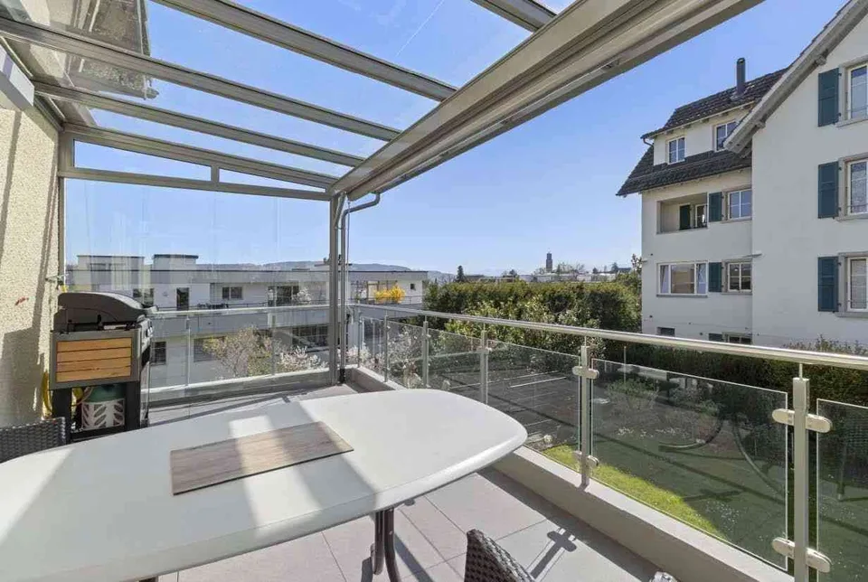 Charmantes Einfamilienhaus mit Garten in Thalwil – BEFRISTET