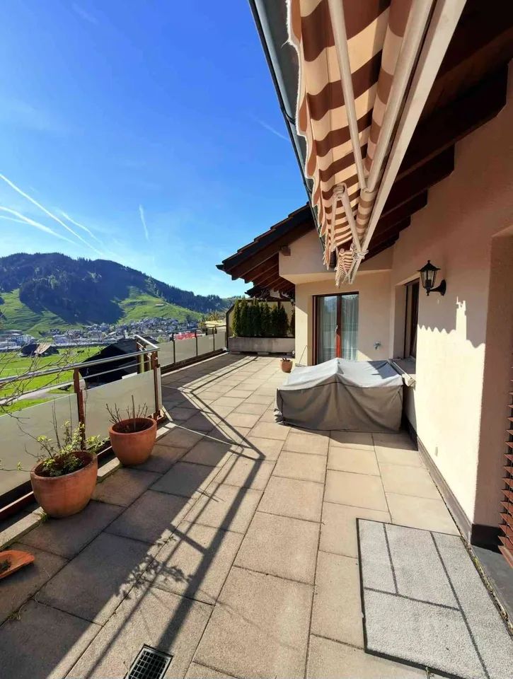 Sonnige 3.5-Zimmer-Wohnung mit Terrasse