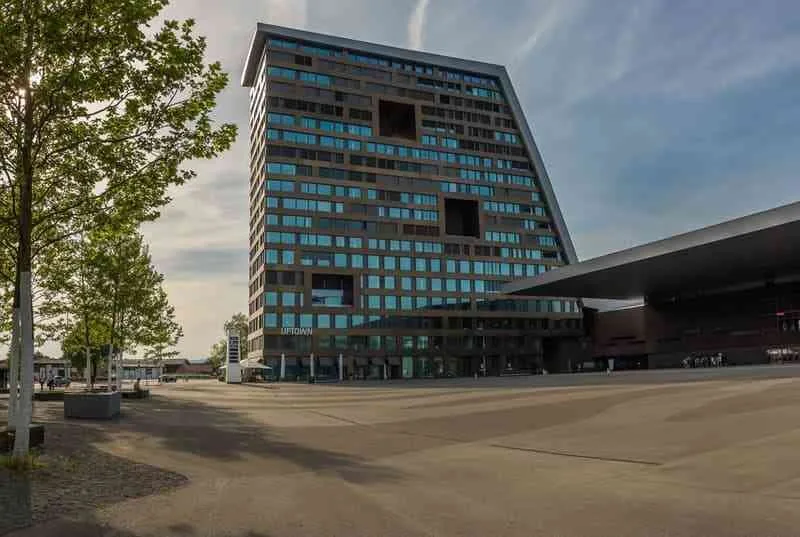 Modern ausgebautes Büro zu vermieten (inkl. Reinigung, Strom und NK)