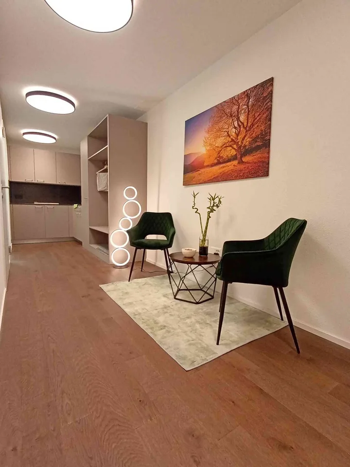 Eingerichteter Massageraum/Therapieraum für 3 Tage pro Woche