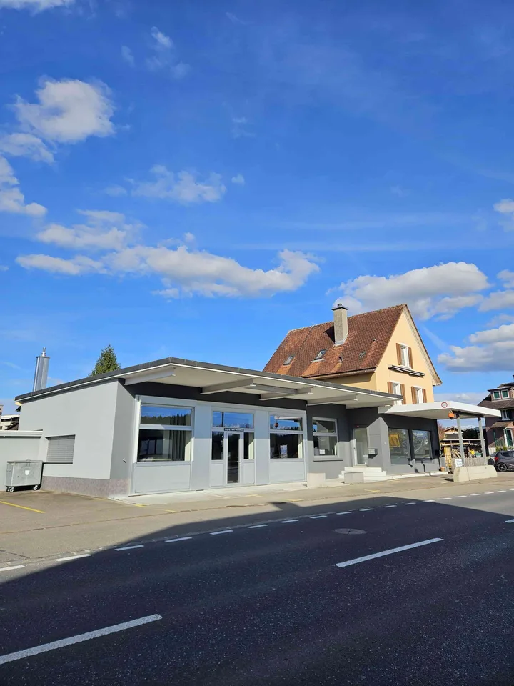 Gewerberaum mit Schaufenster