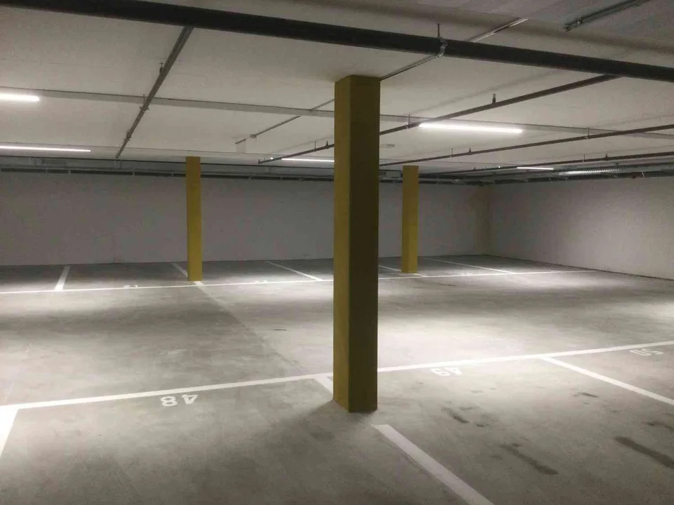 Tiefgarage in Hagendorn mieten