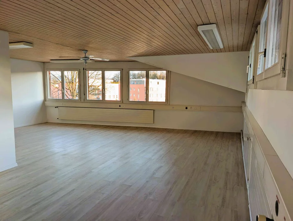 günstiger Übungsraum, Lagerraum, Hobby, Atelier oder Büro, ca. 50 m2