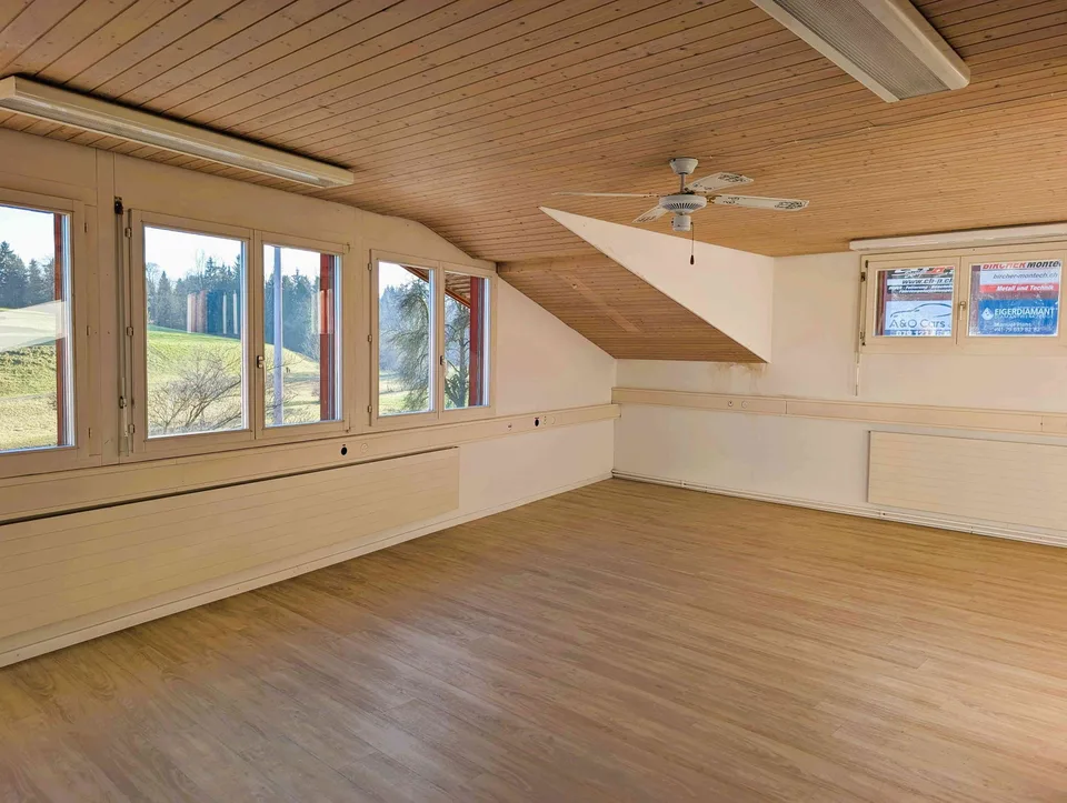 günstiger Übungsraum, Lagerraum, Hobby, Atelier oder Büro, ca. 50 m2