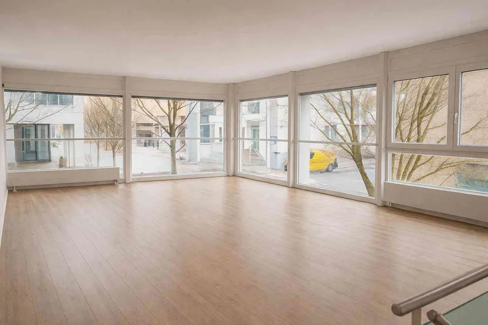 Private Bürofläche nach Anpassung - 148 m2 mit separatem Eingang beim