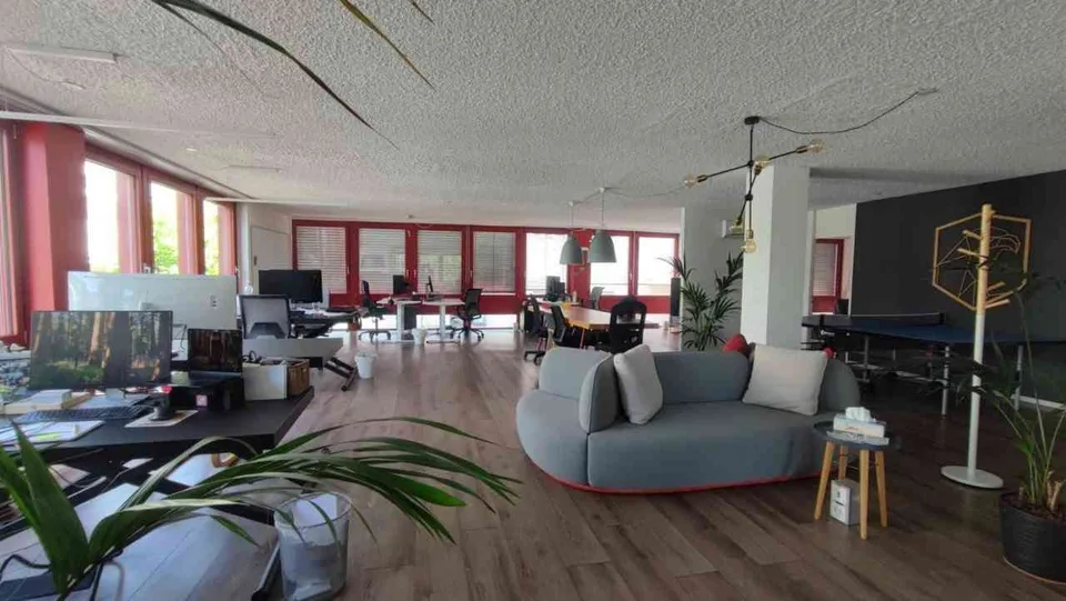 Looking for Office Mates in Zug