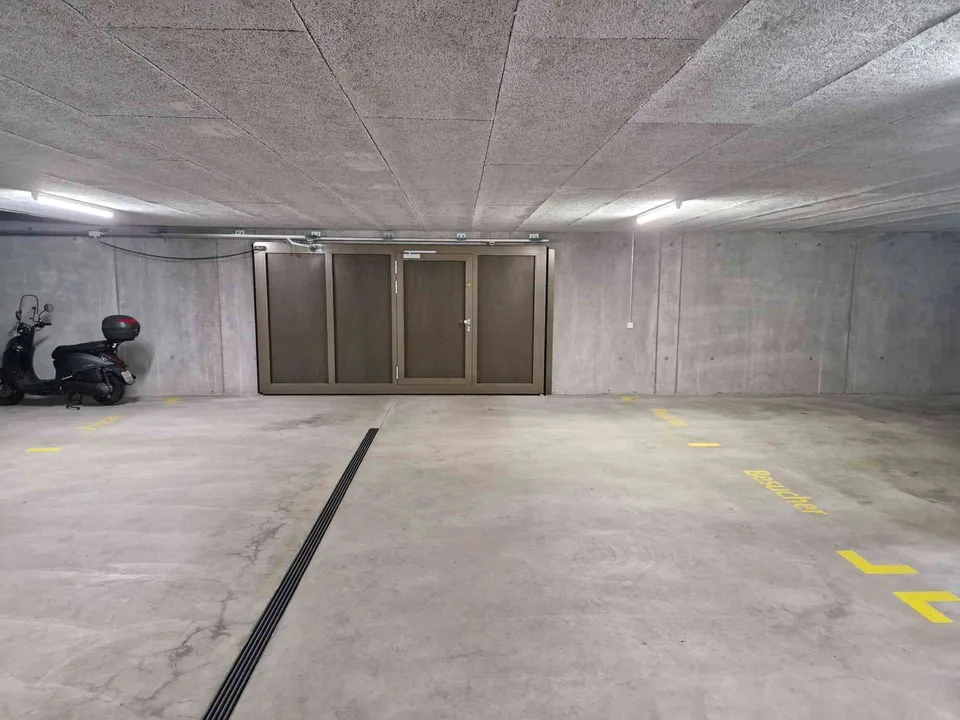 Parkplatz in neuer Tiefgarage