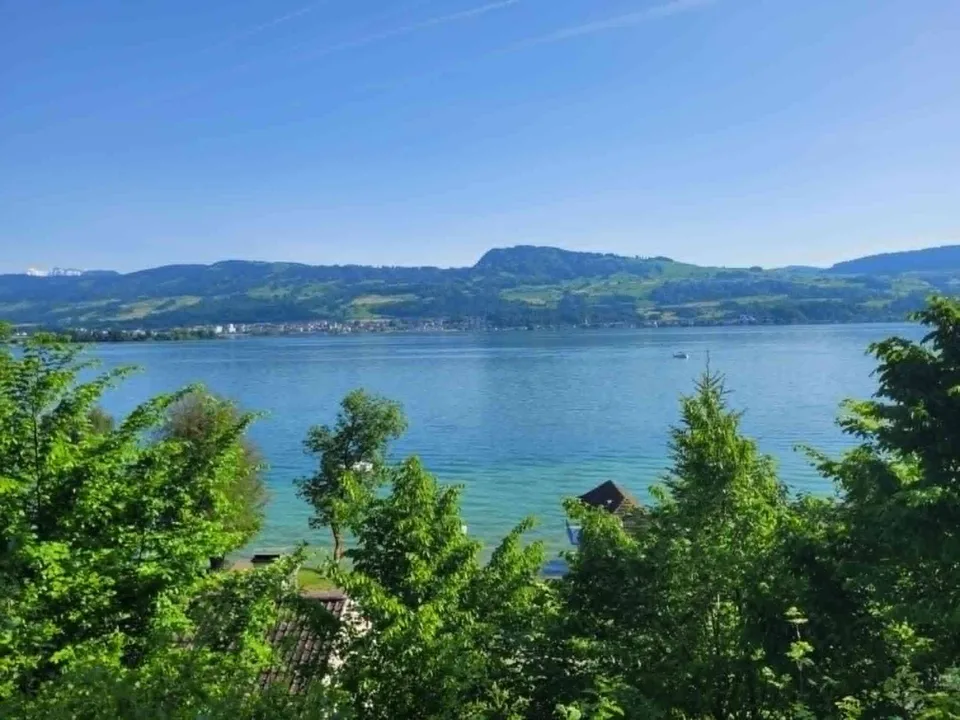 Welcome to our lakeside WG surrounded with beautiful nature
