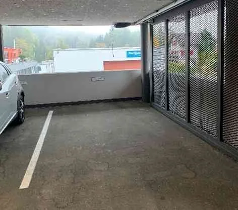 Garagenparkplätze in geschlossener Garage – monatlich kündbar