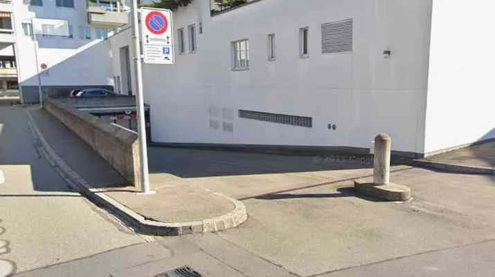 Tiefgaragenparkplatz zu vermieten