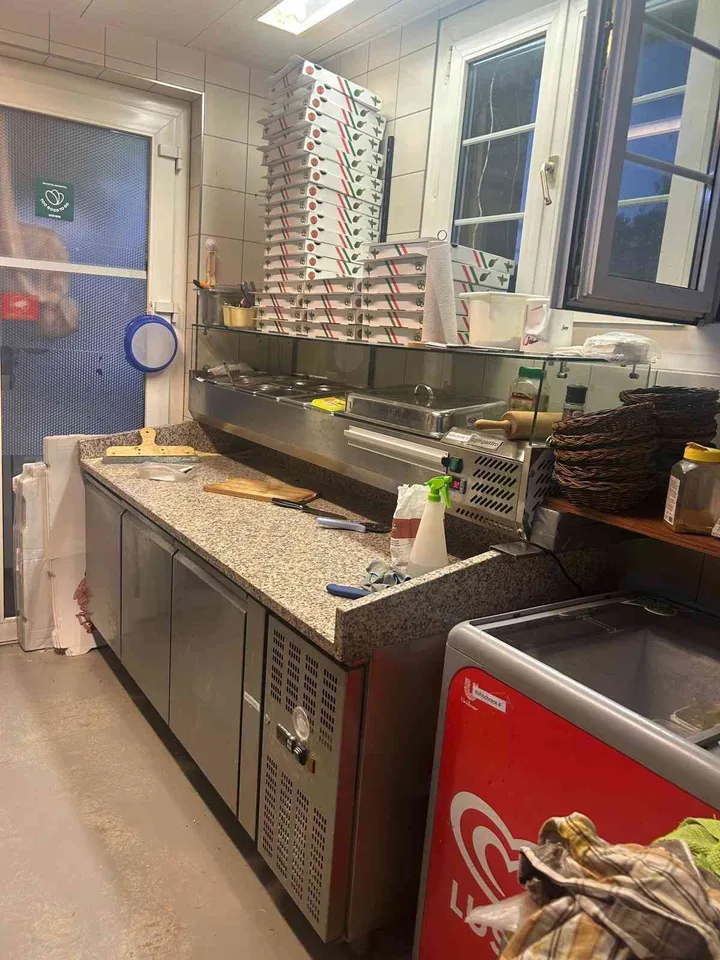 Restaurant Bar Take away kurier
