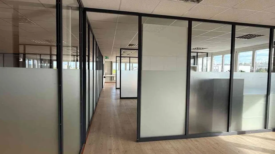 Moderne Büroräume ab 25m2 im Industriegebiet Muri ab 120 Franken m2