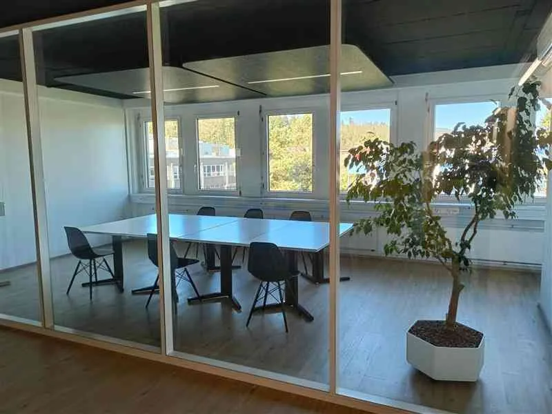 Büro in Mönchaltorf mit vielen Extras
