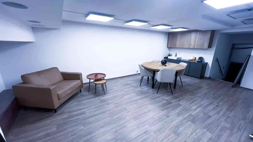 Wir suchen Studio-Mitnutzer für unser Foto- und Filmstudio!