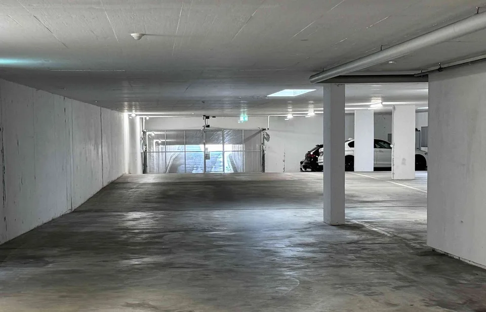 Parkplatz (Tief-) Garage in Emmenbrücke, Sonneplatz, Grudlig