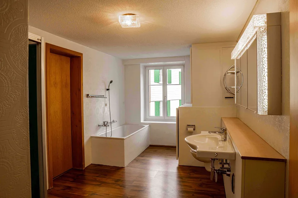 4.5-Zimmer-Dachmaisonettewohnung in Netstal