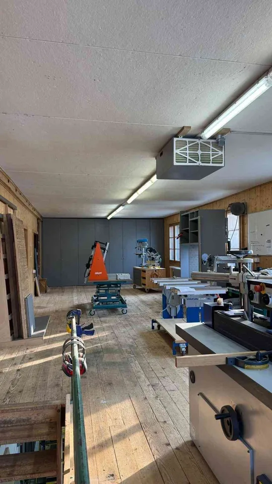 Attraktive Gewerbefläche (ca. 300 m2) an zentraler Lage in Flims Dorf