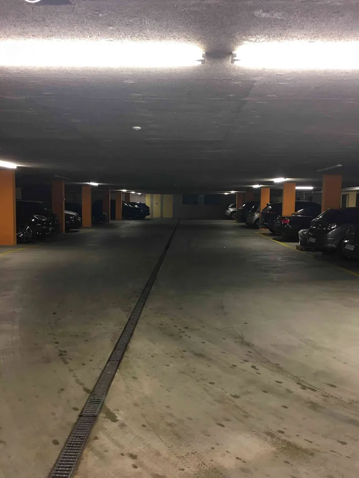 Tiefgaragenplatz zu vermieten