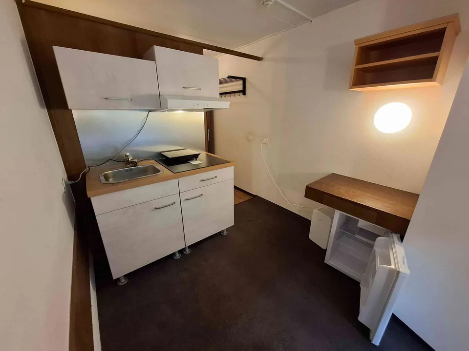 in 7031 Laax (Marcau) Monats-Zimmer mit Küche mit Dusche,.....