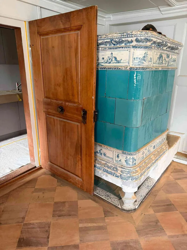 einzigartige 4.5 Zimmer Dachwohnung mitten in Schwyz – photo 6 sur 13