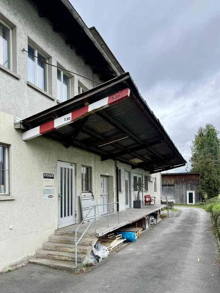 Lagerraum in Meggen