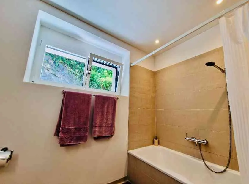 Exklusive 3.5-Zimmer-Seewohnung - Wohnen, wo andere Ferien machen
