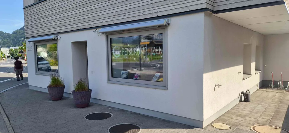 Gewerbe oder Büro an bester Lage in Stans (St. Karli Kreisel)