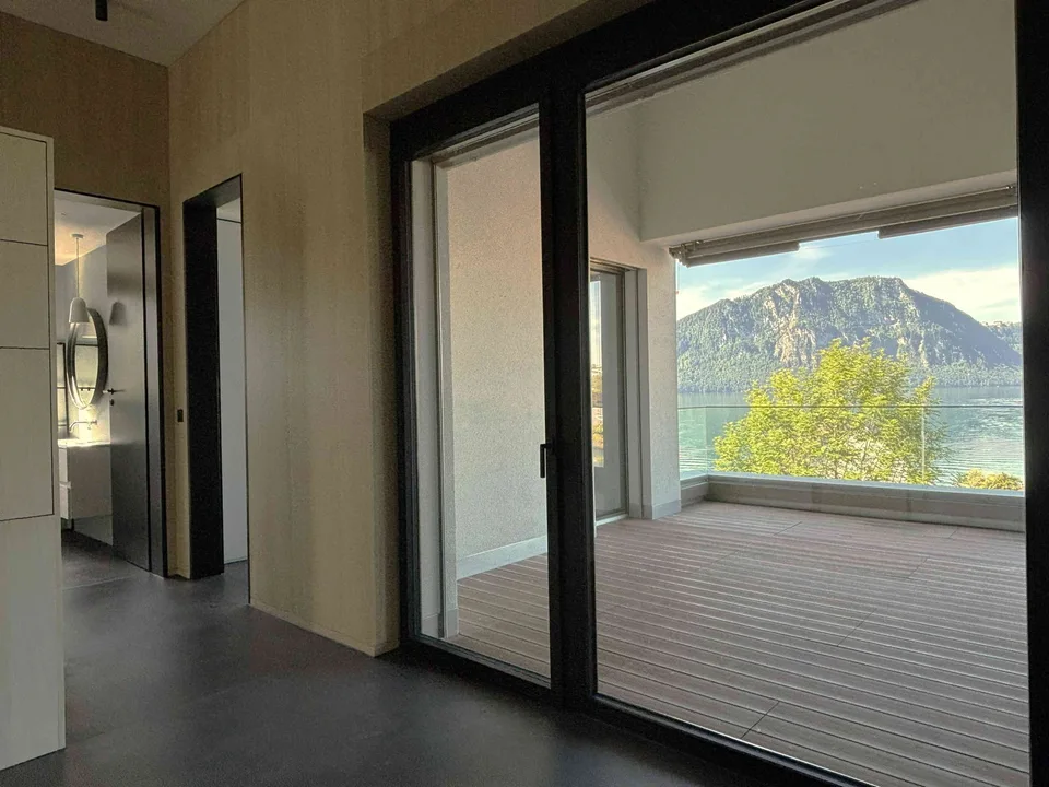 Attraktive & stylische Attikawohnung mit grandiosem See- & Bergblick