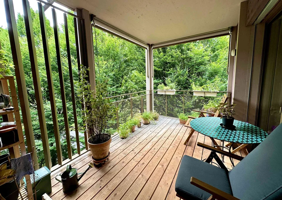 BEFRISTET Möblierte 2.5-Zimmer-Wohnung mit Balkon zur Untermiete
