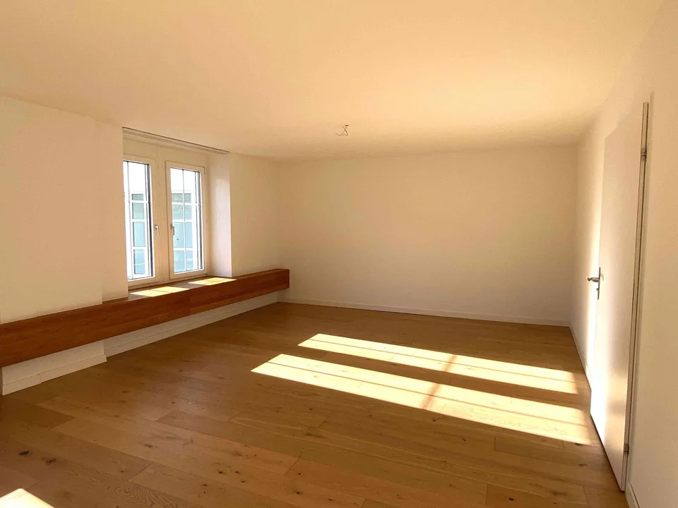 Im Stadtzentrum von Luzern - Wunderschöner Praxisraum od. Büro 30m2