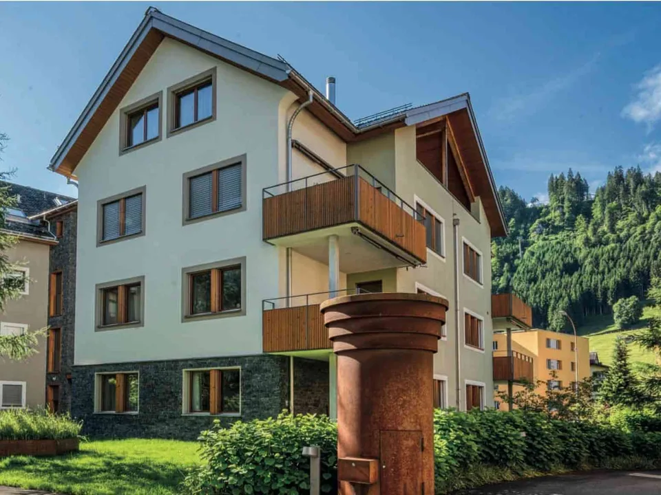 Stilvolle moderne 3 1/2 Zi Wohnung mit Balkon