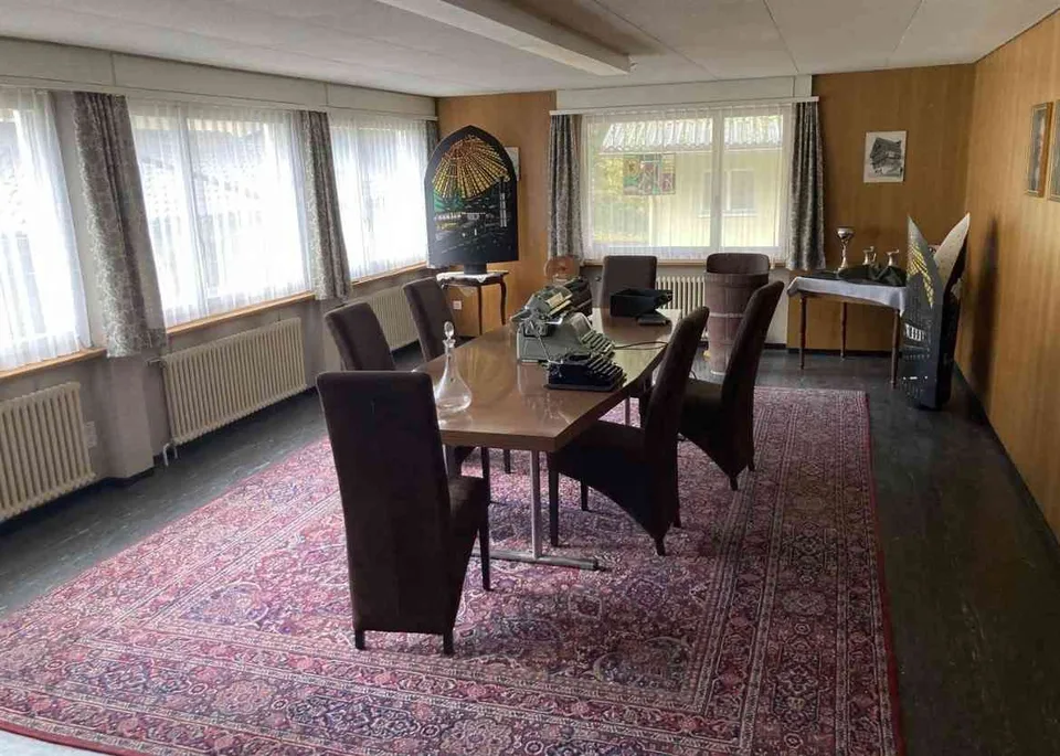 Büro- /Praxisraum zu vermieten