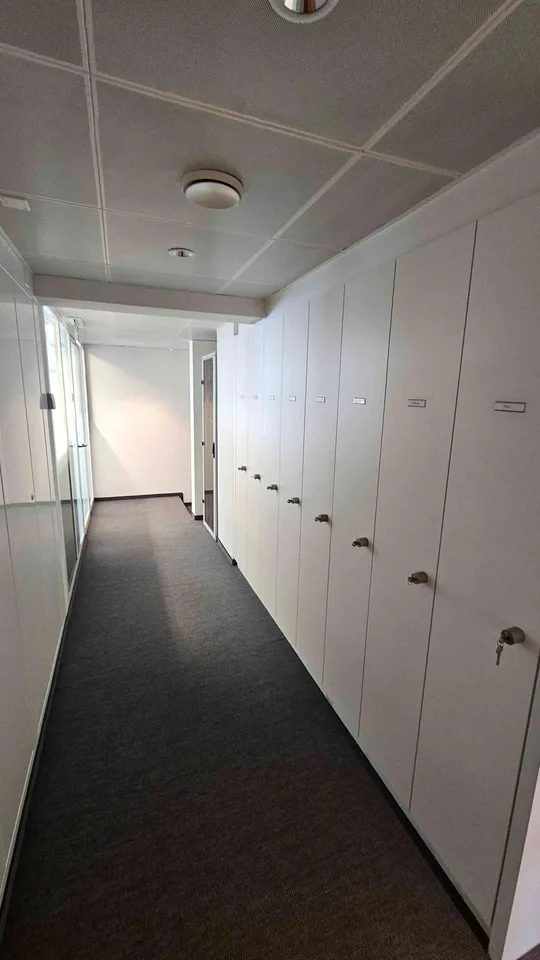 Flexible Büroflächen bis 250 m² (Teil- oder Gesamtmiete) mit Terrasse