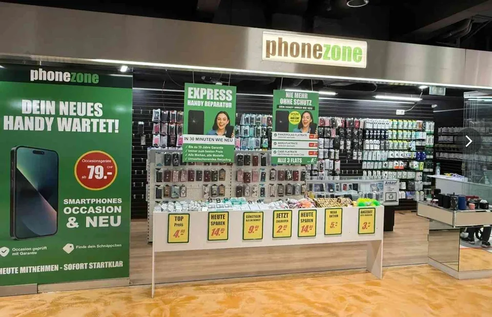 Handy-Shop im Schönbühl Center Luzern – komplett eingerichtet – sofort
