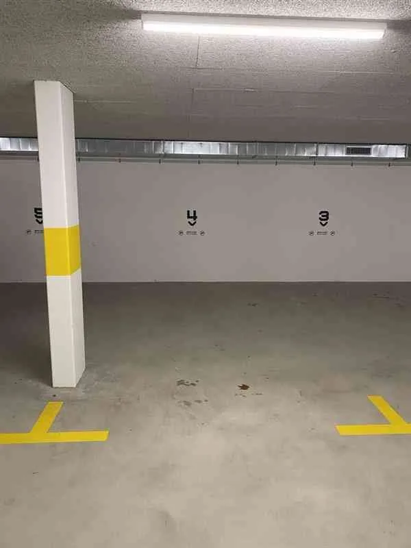 Parkplatz in Tiefgarage zu vermieten