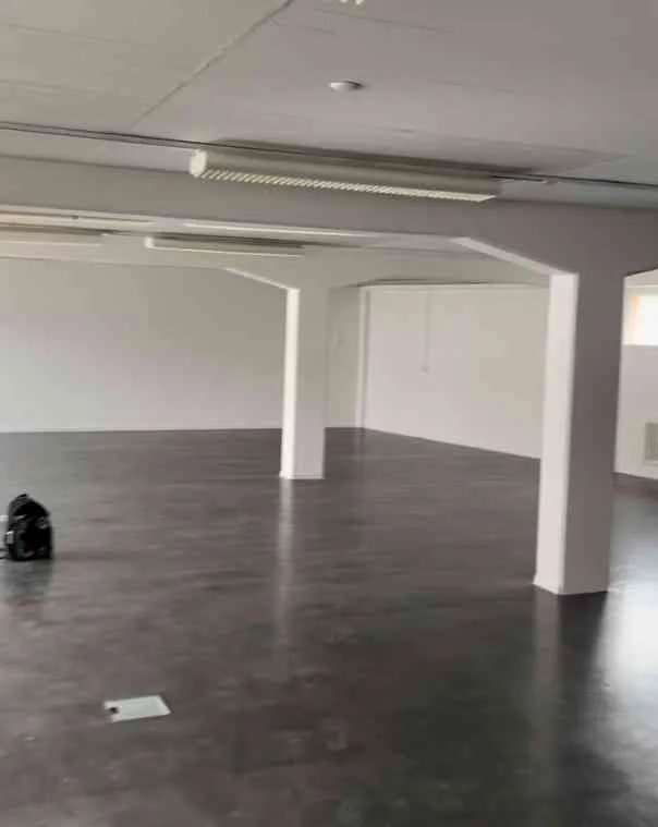 Gewerberäumlichkeit für Laden oder Lager - 440m2