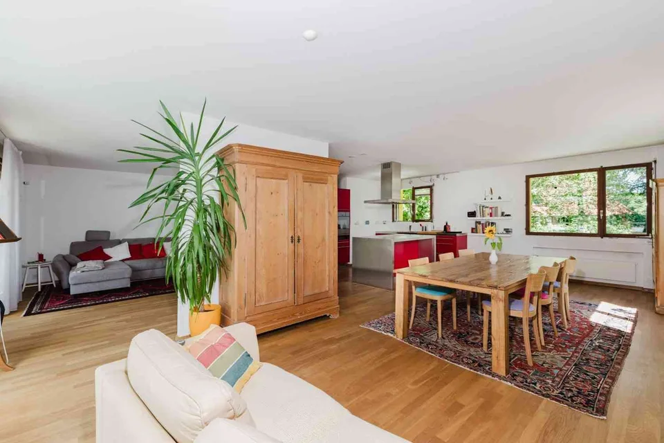 Stilvolle 5-Zimmer-Wohnung mit zwei Terrassen in bevorzugter Wohnlage