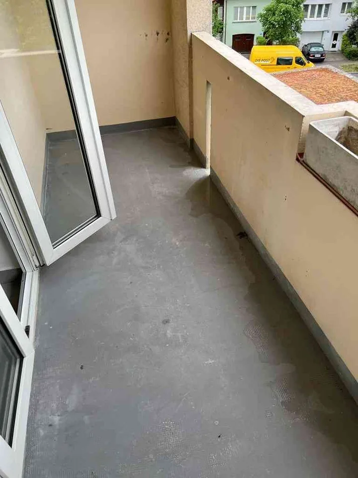 AB SOFORT VERMIETEN WIR EINE 3.5 ZWG IM 2. OG IN BASEL.
