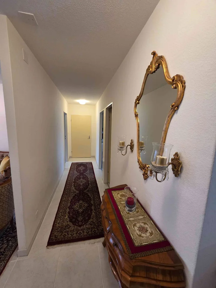 Heimelige 3.5-Zimmer-Wohnung möbliert mit Balkon an der Aare
