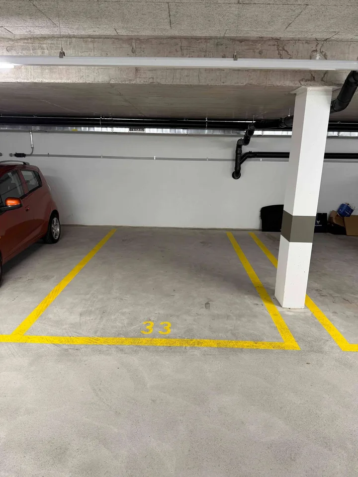 Günstig Tiefgaragenplatz zu vermieten in Gränichen AG