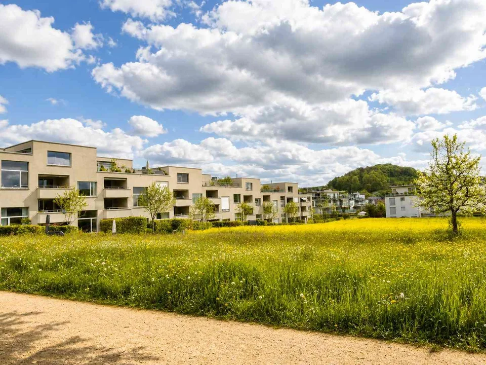 5.5 Zimmer Wohnung mit 5 m Raumhöhe und Panoramafenster