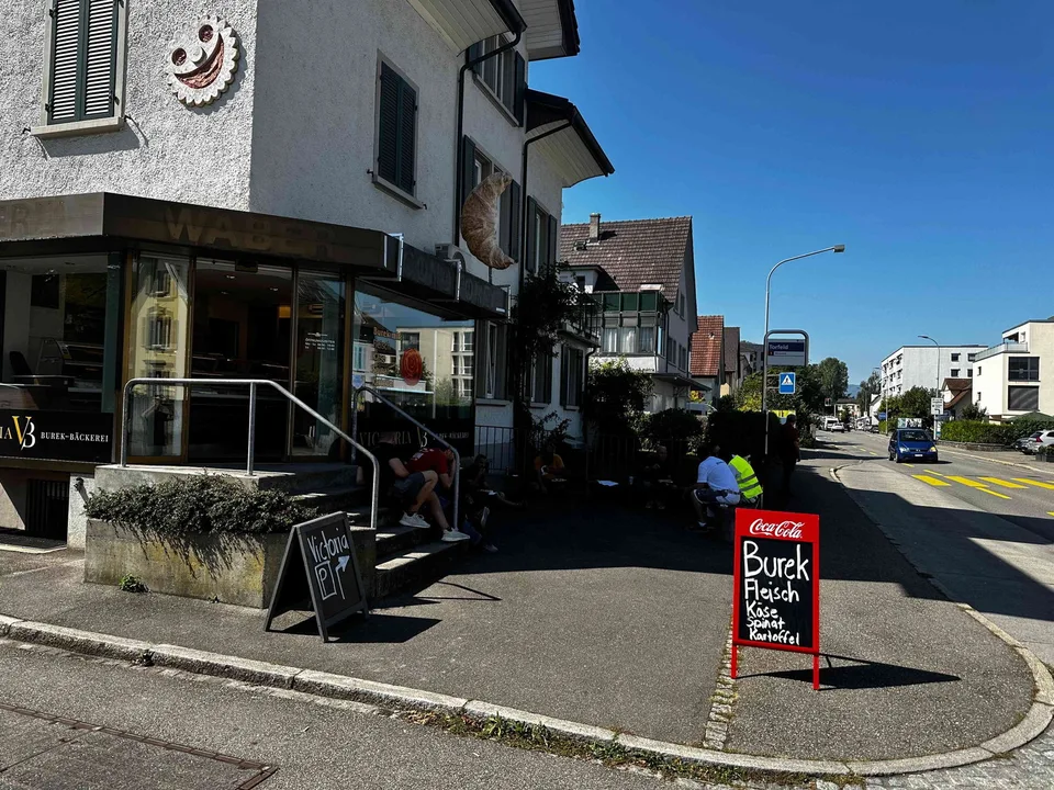 Bäckerei-Verkaufsladen oder sonstiges Gewerbe