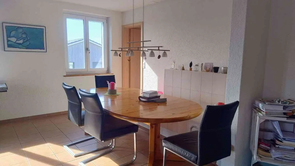 Grosszügige 5.5-Zimmer-Dachwohnung mit Galerie und Dachterrasse