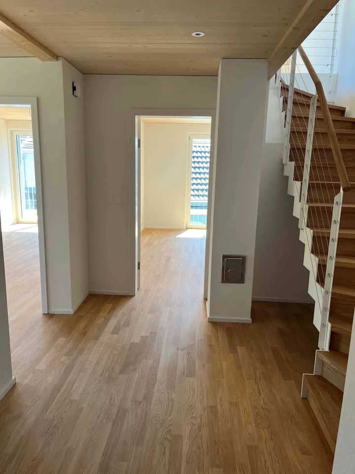 Moderne 4.5 Zimmer - Maisonette West 2026