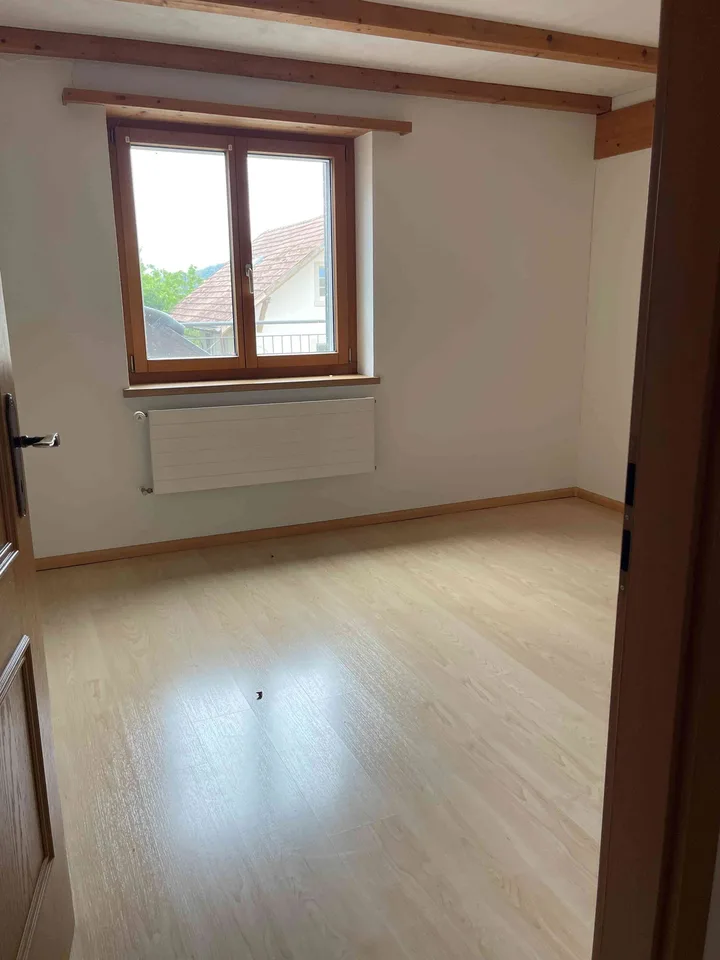 Grosszügige 5-Zimmerwohnung idyllisch auf Bauernhof