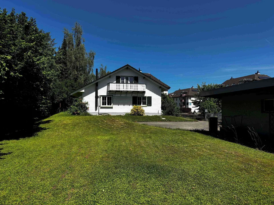Charmantes Einfamilienhaus an idyllischer Lage in Magden am Bach