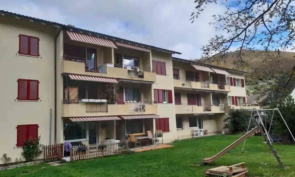 Helle 3.5 Zimmer Wohnung im 2. Obergeschoss